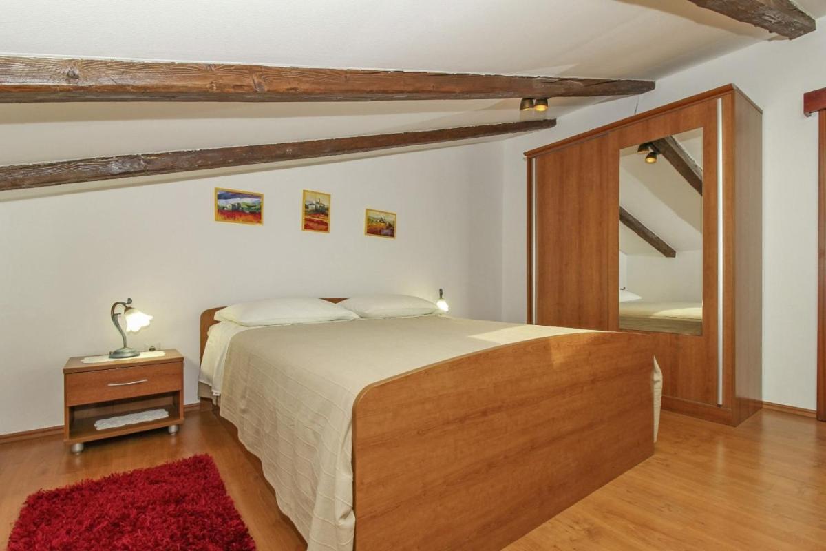 Penzión pre hostí Eva In Porec * Istrien 2*