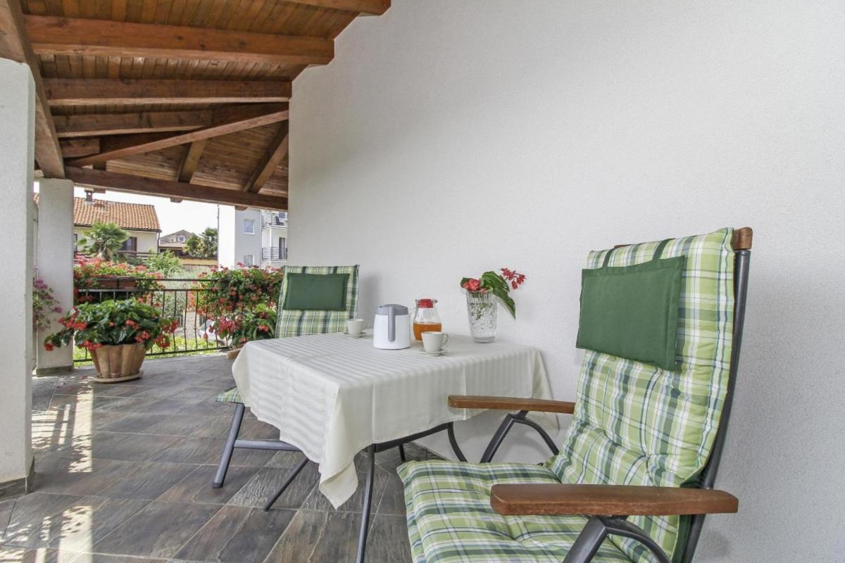 Eva In Porec * Istrien Penzión pre hostí Vrvari